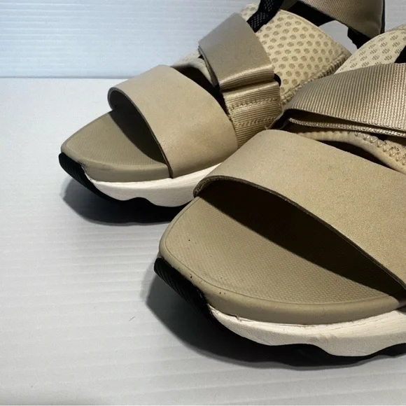 Sorel Kinetic Fawn Beige Strappy Platform Sandals Size 10 - Picture 3 of 14